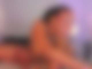Live cam show with AmiraJones - Athletic Ebony on madthumbs