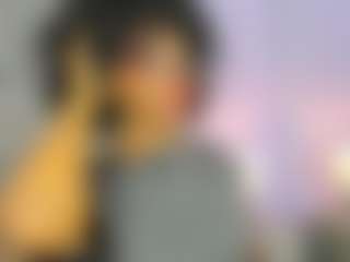 Live cam show with AmiraJones - Petite Young Adult on TottyGirls