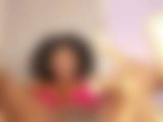 AmiraJones's Live Sex Cam Show
