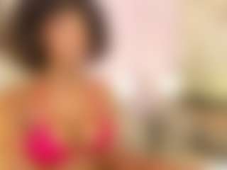 AmiraJones's Live Sex Cam Show