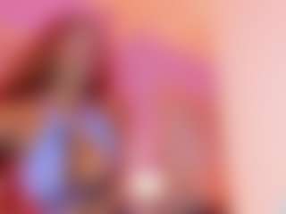AmiraJones's Live Sex Cam Show