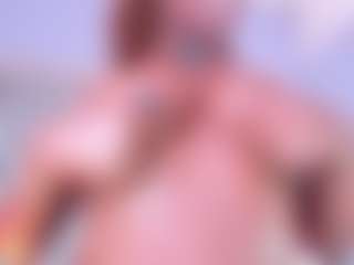 Live cam show with AmiraJones - Ebony Petite on CamSextacy