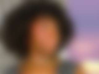 Show de cam en vivo con AmiraJones - Fuck Machine en Camsoda