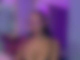 AmiraJones's Live Sex Cam Show