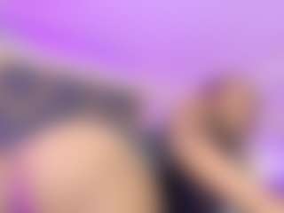 Live cam show with AmiraJones - Bedroom on Camsoda