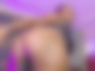 AmiraJones's Live Sex Cam Show