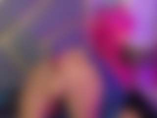 AmiraJones's Live Sex Cam Show