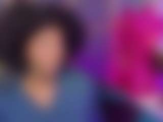 AmiraJones's Live Sex Cam Show