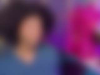 AmiraJones's Live Sex Cam Show