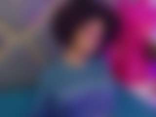 AmiraJones's Live Sex Cam Show