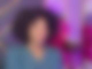 AmiraJones's Live Sex Cam Show