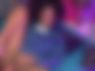 AmiraJones's Live Sex Cam Show