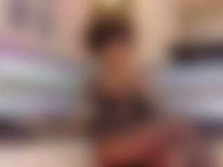 AmiraJones's Live Sex Cam Show
