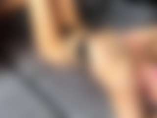 Live cam show with Aurora-Asti - Tease on CamwithHer