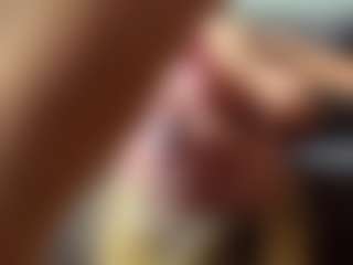 Live cam show with Aurora-Asti - Lush on AdultVida.com