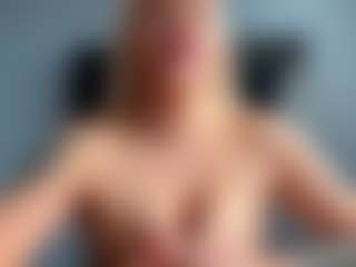 Live cam show with Aurora-Asti - Big Tits on Big Tits