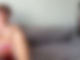 Live cam show with Aurora-Asti - HD on intimatelivegirls.com