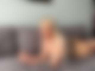Live cam show with Aurora-Asti - Asshole on Adult Interactions