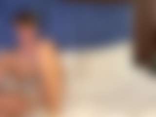Live cam show with Aurora-Asti - Blowjob on Camsoda