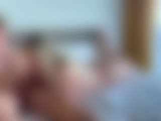 Live cam show with Aurora-Asti - Moaning on Soda Cam