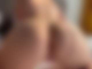 Aurora-Asti's Live Sex Cam Show