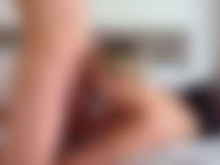 Live cam show with Aurora-Asti - Drinking on Camsoda