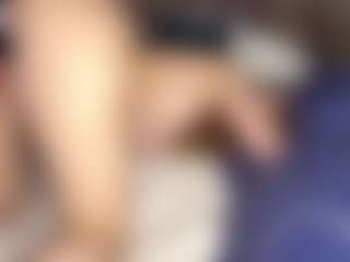 Live cam show with BernadineTerrence - Blue Eyes on boobsie.com