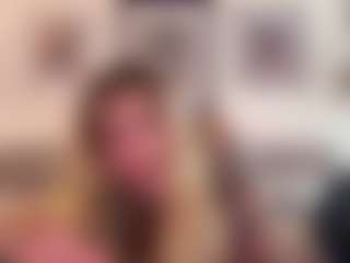 Live cam show with courtneysteele - Big Ass on Fit Hotties