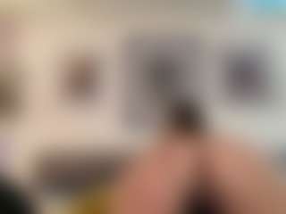 courtneysteele's Live Sex Cam Show