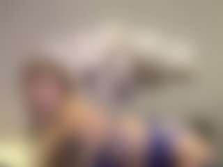 courtneysteele's Live Sex Cam Show