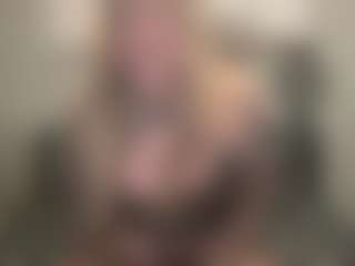 courtneysteele's Live Sex Cam Show