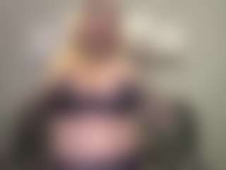 courtneysteele's Live Sex Cam Show