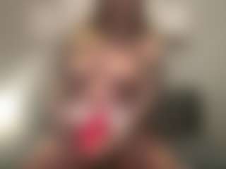 Live cam show with courtneysteele - BBW Blowjob on camgirlchat.live