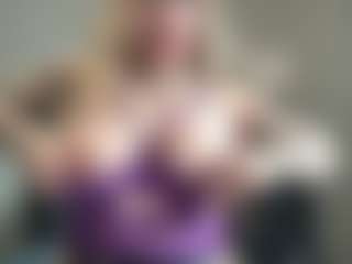 courtneysteele's Live Sex Cam Show