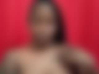 Creamyamber69's Live Sex Cam Show