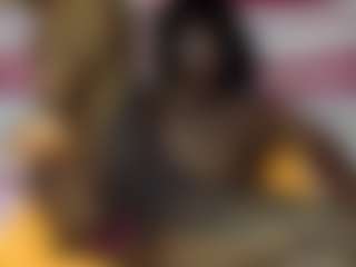Creamyamber69's Live Sex Cam Show