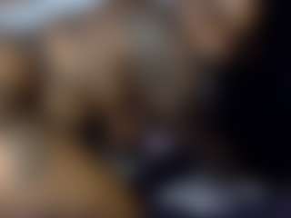 Creamyamber69's Live Sex Cam Show
