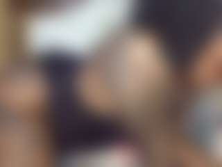 Creamyamber69's Live Sex Cam Show