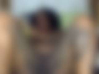 Creamyamber69's Live Sex Cam Show