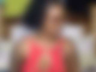Creamyamber69's Live Sex Cam Show