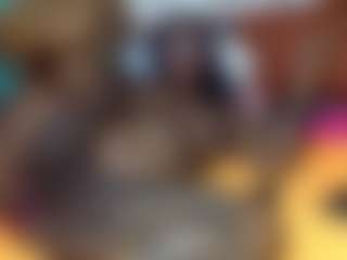 Creamyamber69's Live Sex Cam Show