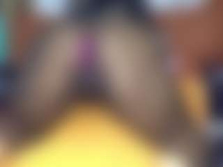 Live cam show with Creamyamber69 - Deepthroat on Camsoda