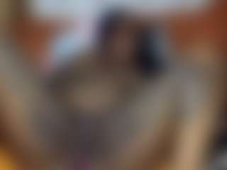 Creamyamber69's Live Sex Cam Show