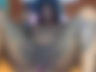 Live cam show with Creamyamber69 - Drinking on CamSodaAdn