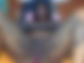 Live cam show with Creamyamber69 - Nipple Piercings on Pornisteam.com