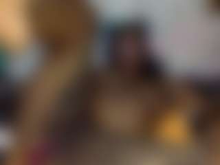 Creamyamber69's Live Sex Cam Show