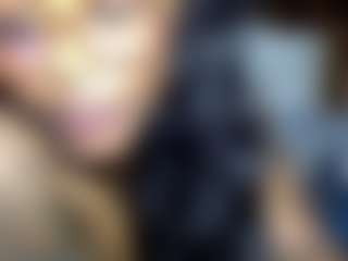 Creamyamber69's Live Sex Cam Show
