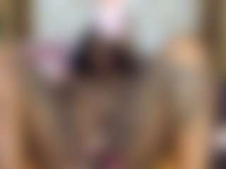 Creamyamber69's Live Sex Cam Show
