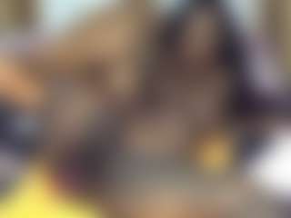 Creamyamber69's Live Sex Cam Show