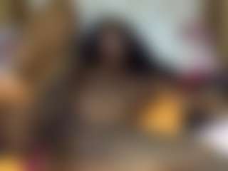 Creamyamber69's Live Sex Cam Show